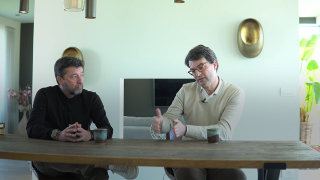 Peter Gazelle (GraydonCreditsafe) & Thomas Van Maele (Harmoney)